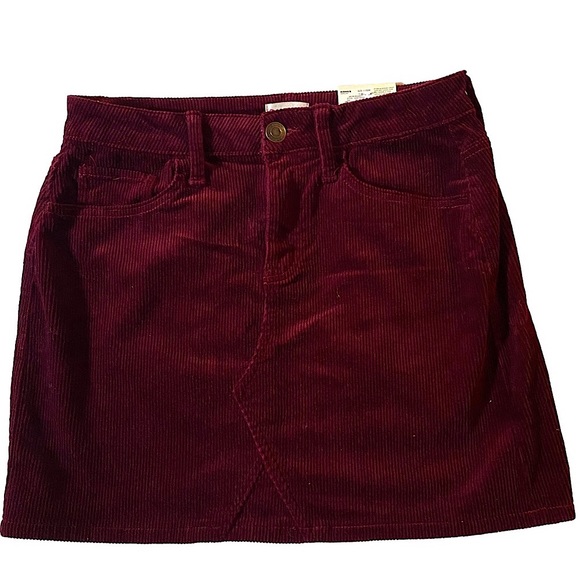 SO Dresses & Skirts - SO Brand Burgundy Corduroy Mini Skirt.  Size Junior 11.  NWT